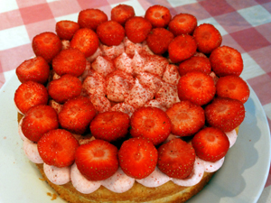 Strawberry cake