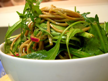 Noodle and spinach salad